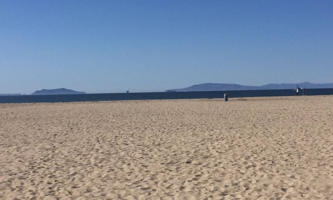 Silver Strand Apartment | On the Sand - Silverstrand Beach