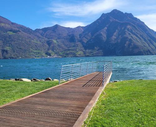 Castro Apartment | Onda del lago Mountain Lake Iseo Hospitality