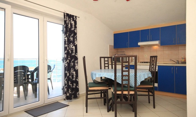 Banj Apartment | One bedroom apartment near beach Banj, Pašman (A-8206-c)