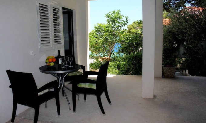Mimice Apartment | One bedroom apartment near beach Mimice, Omiš (A-2774-d)