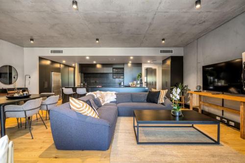 Kingston Apartment | Onyx Apt Onsite EV 5mins to Foreshore - Hosted by Canstay