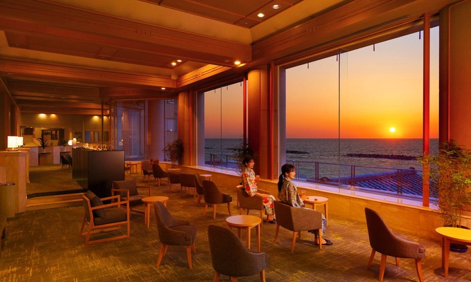 Senamionsen Hotel | Ooedo Onsen Monogatari Premium Shiomiso