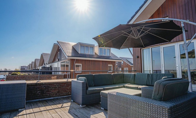 Municipality of Uitgeest Apartment | Oostergeest 2 by Interhome