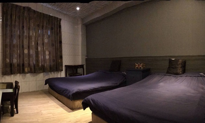 Ruifang House | Orange House B&B Juifen