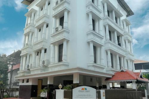 Mamangalam Apartment | Orient Glory - Walk to Lulumall & Metro