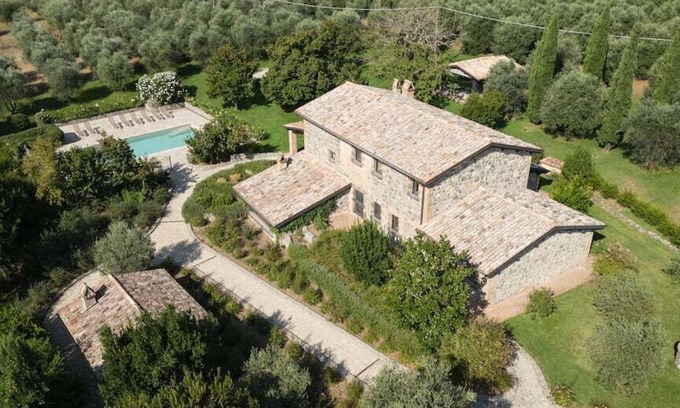 Porano Villa | Orvieto villa Summary