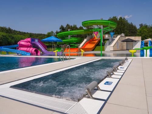 Podlesice Resort | Osada Zborów Camp & Bed