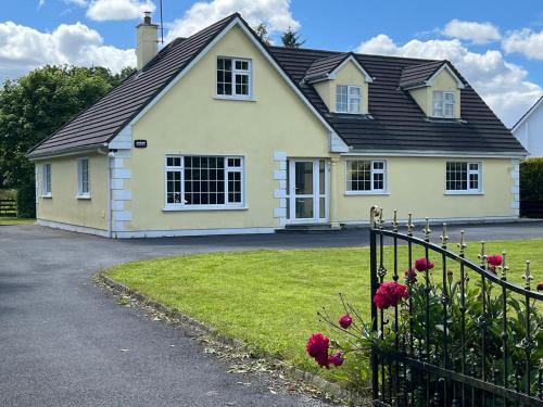 Oughterard House | Oughterard Homeshare