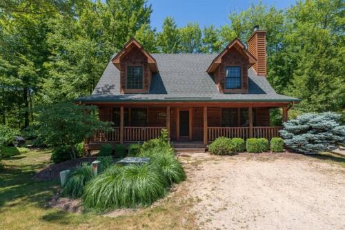 Saugatuck House | Our Get Aweigh - Cabin Retreat - private hot tub - community pool - Goshorn Lake Access