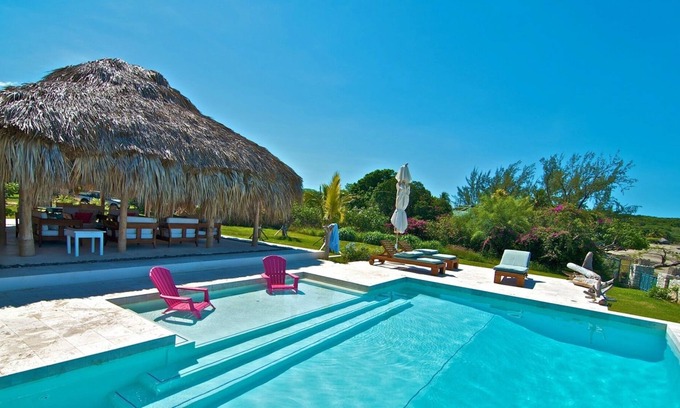 Treasure Beach Villa | Out of the Blue Luxury villa