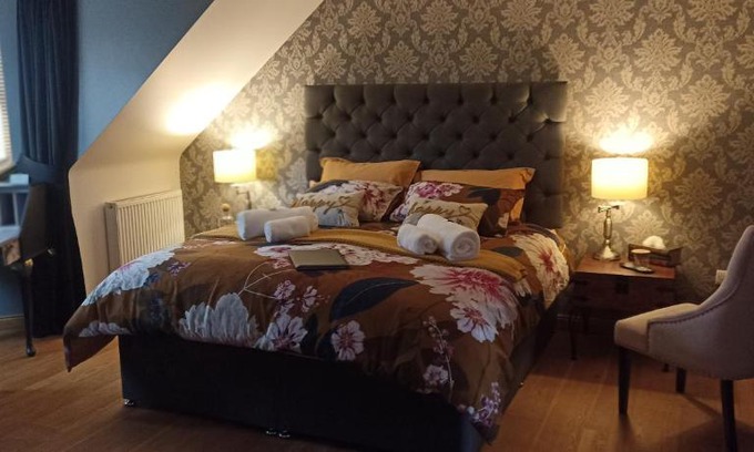 Cruden Bay Bed & Breakfast | Outlander Boutique B&B Super King
