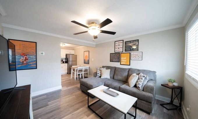 East Ocean View Apartment | OV Mosaic Suites - Serene