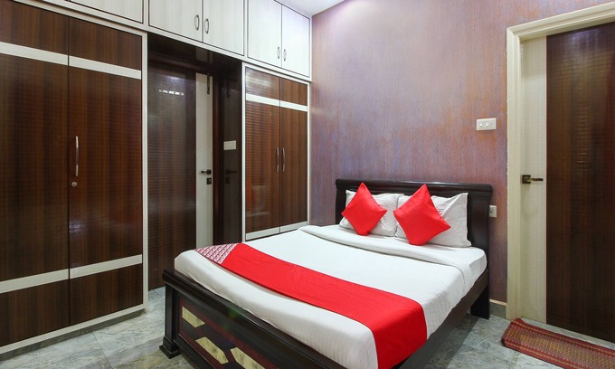 Madhapur Hotel | OYO 7571 Madhapur