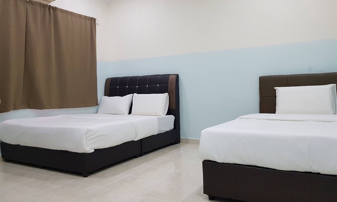 Kampung Telaga Nibong Hotel | OYO 89998 thank Q inn 2