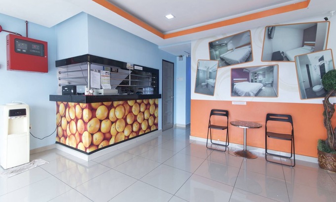 Pelabuhan Klang Hotel | OYO 90296 Red Orange Hotel Port Klang