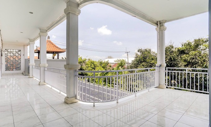 Taman Griya Hotel | OYO 90690 Pondok Dukuh