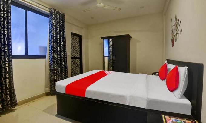 Consua Hotel | OYO Flagship Kings Stay Inn