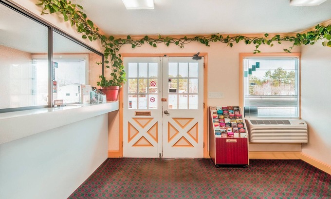 Durham Hotel | OYO Hotel Durham West Hills