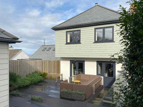 Port Isaac House | Oyster Bay