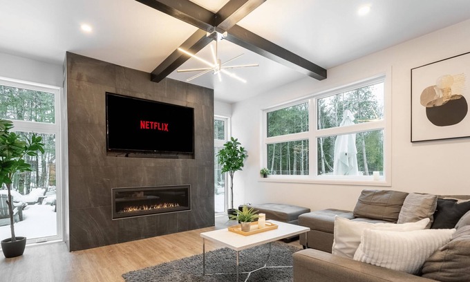 Beaulac-Garthby Ski Chalet | Ozö en Nature | Spa & Pool | Pool Table & Froosball | AC