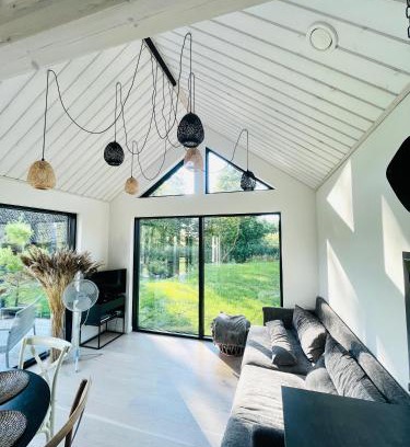 Pudisoo House | Pärli puhkemaja/Pearl riverside house