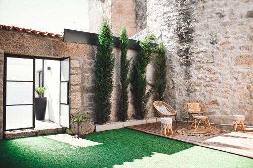 Valpacos Apartment | Paducho Studios