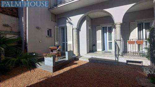 Brusimpiano Apartment | Palm House