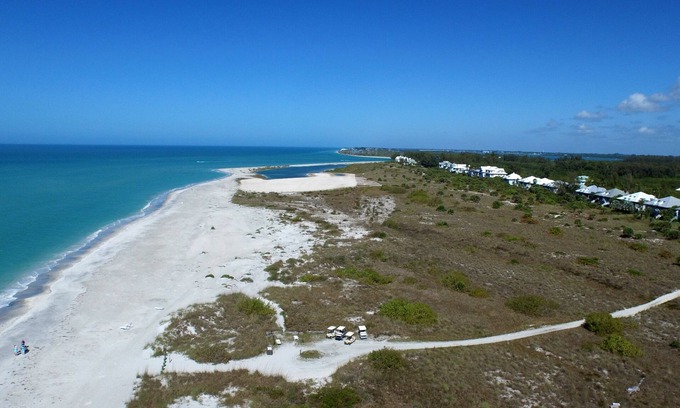 Placida Villa | Palm Island 3 Bedroom Superior Villa by RedAwning