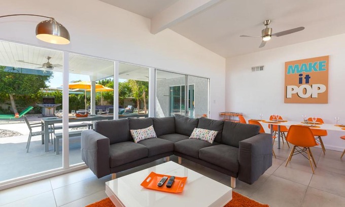 Desert Park Estates House | Palm Springs Gem