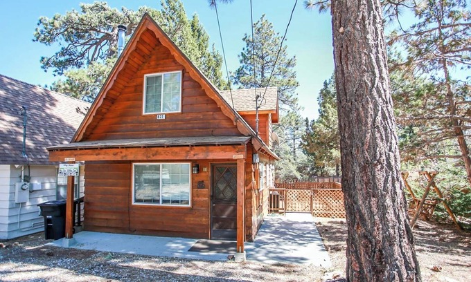Sugarloaf House | Palms TO Pines #1877