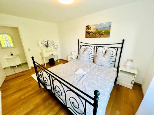 Ravensburg Apartment | Panorama Domizil Ravensburg mit Alpenblick Balkon