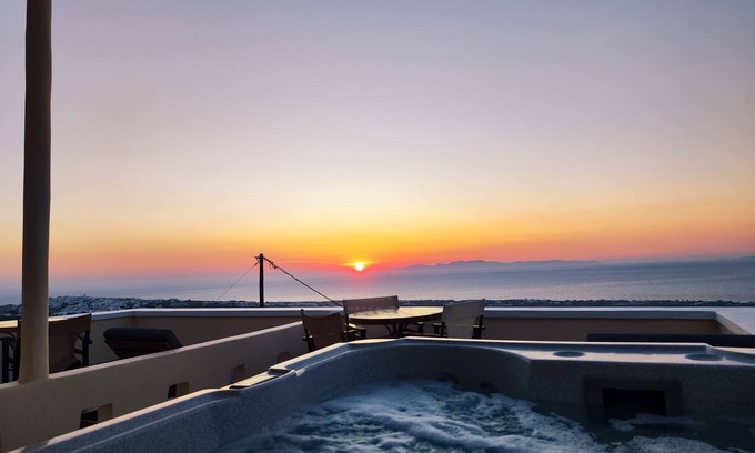 Finikia House | Panorama Oia
