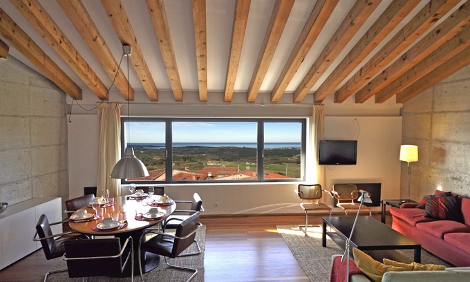 Canales Condo | Panoramic view of the sea and Picos de Europa 5 km from Comillas