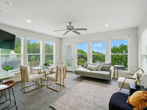 East Price Hill House | Panoramic Views -Downtown Cincinnati