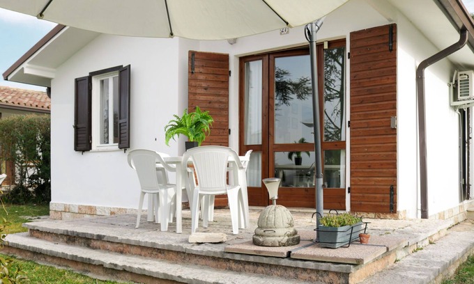 Calmasino House | Panoramico by Interhome