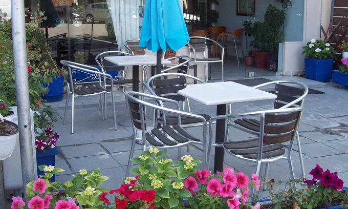 Larissa Hotel | Pantheon