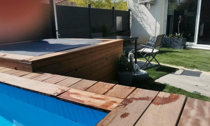 Le Puyricard Bed & Breakfast | paradis pour deux