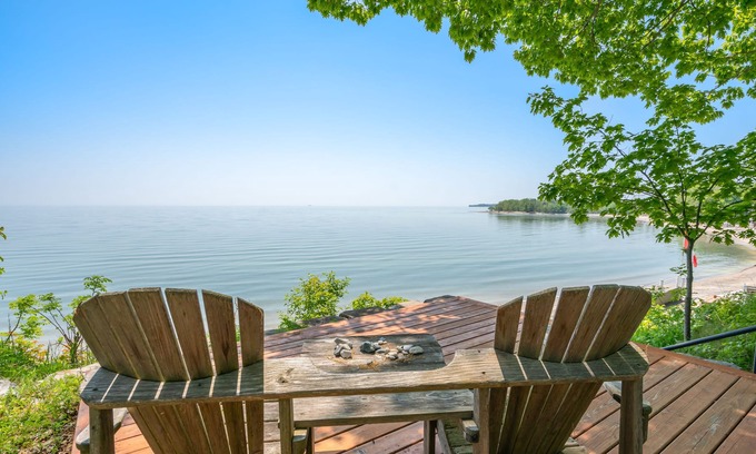 Wainfleet House | Paradise at the Point