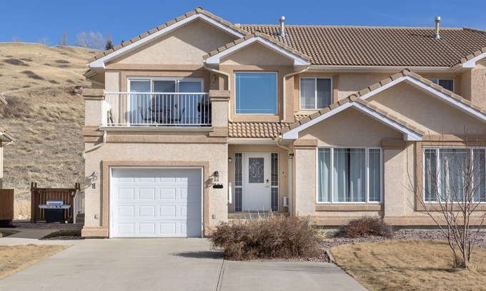 Lethbridge Condo | Paradise Canyon Golf Resort - Luxury Condo U403