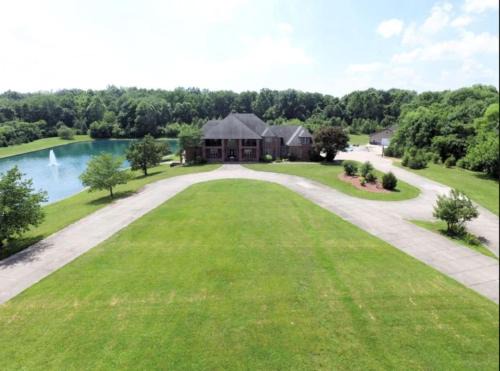 Sullivan House | Paradise Home l Retreat and Event