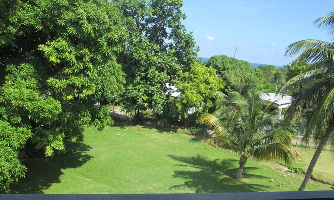 Snow Hill Hotel | Paradise Inn