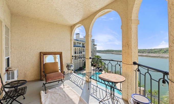 Highland Lake Estates Condo | Paradise Island