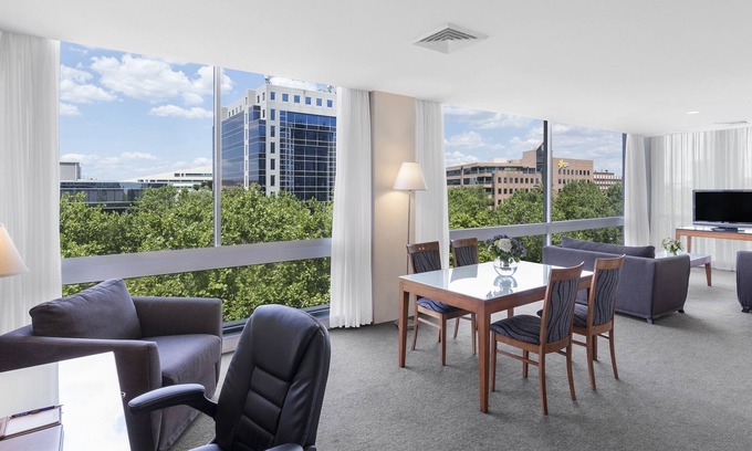 Melbourne Apartment | Park Regis Griffin Suites