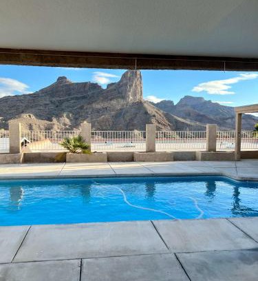 Parker Strip House | Parker Strip pool house with game room!