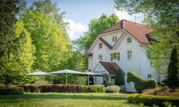 Neustadt Hotel | Parkhotel Neustadt Garni