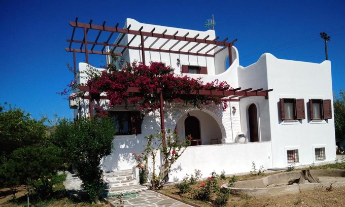 Piso Livadi House | Paros Nature House