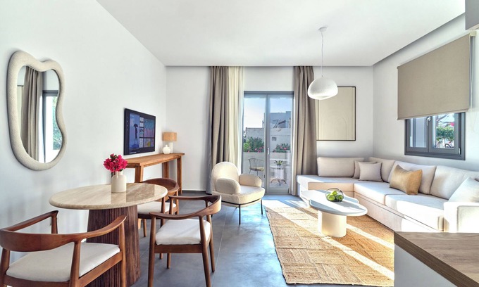 Paros Apartment | Parousia Luxury Apartments