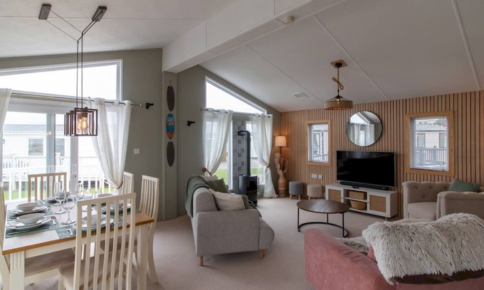 Whitley Bay House | Pass the Keys | Cozy 2-Bed Lodge by the Sea – Whitley Bay Retreat