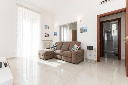 Foce Apartment | Passeggiata Mare - 10 Min Centro Città