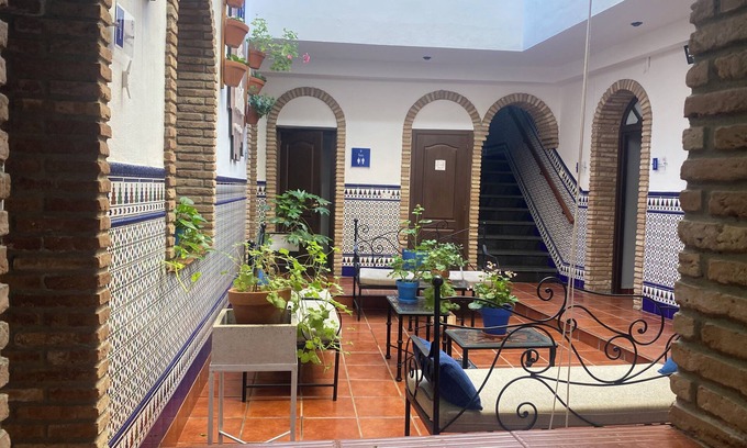 La Catedral House | Patio de la Plateria